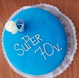 Tays Valkeakoskella juhlistettiin Superin juhlavuotta kakku kahvein